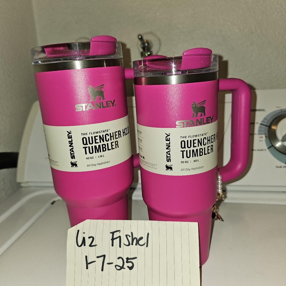 Stanley 40 oz and 30 oz Camila